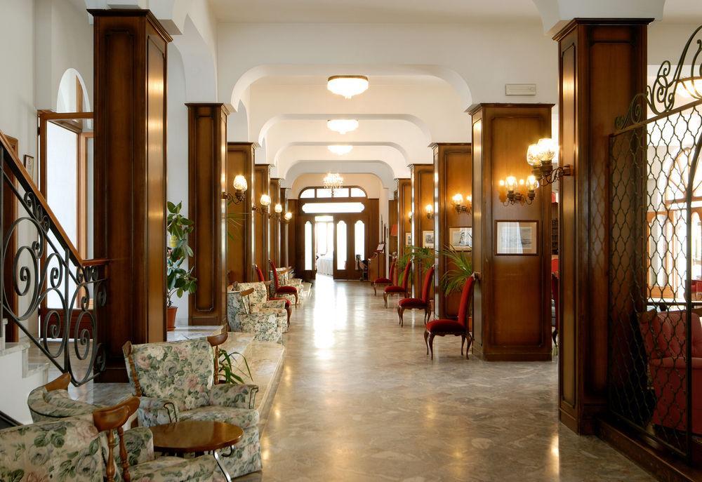 فندق سان بنيديتّو ديل ترونتوفي  جراند هوتل إكسليسيور المظهر الخارجي الصورة